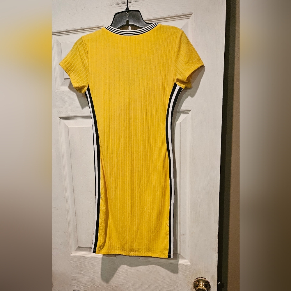 CHARLOTTE RUSSE DRESS - Picture 2 of 2